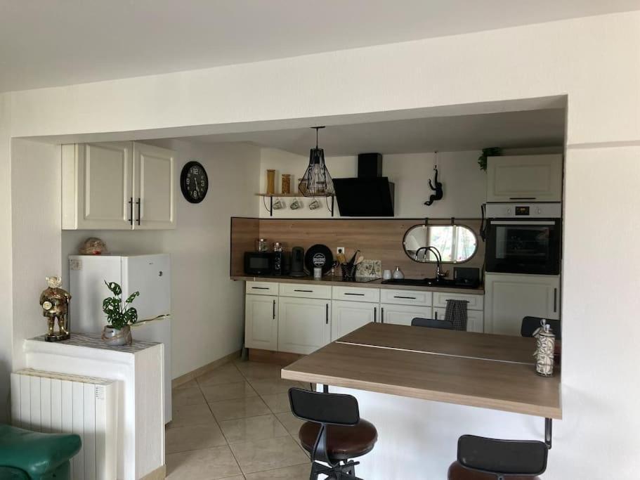 Agreable Maison Avec Jolie Terrasse Exterieure Champigneulles Eksteriør billede